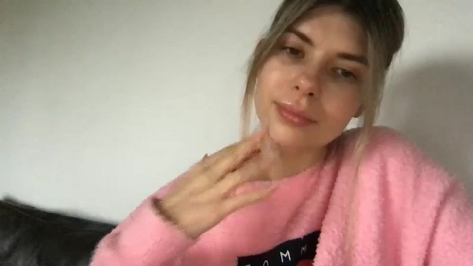 Gallery image thumbnail from neverinmylife's myfreecams stream on, 12/03/2024, 13:15 image 17 of 20