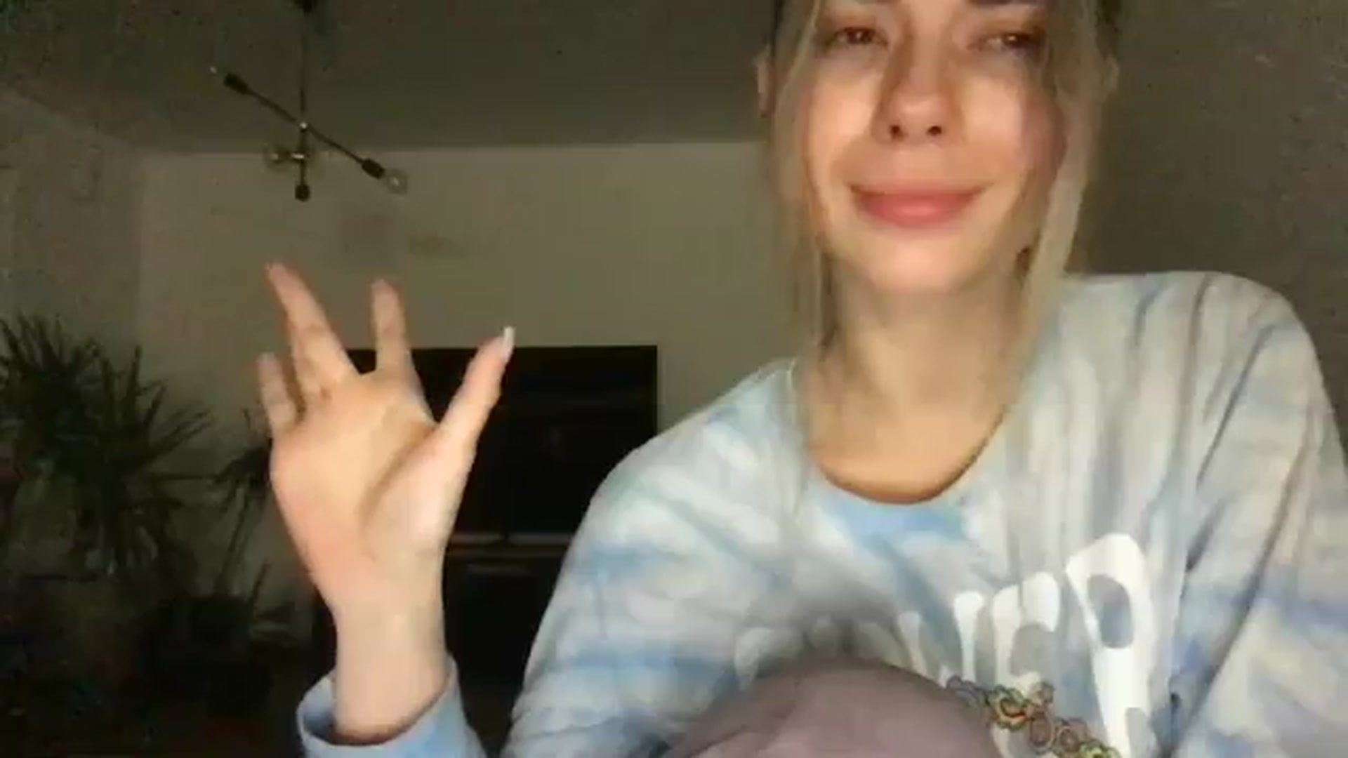 Gallery image thumbnail from neverinmylife's myfreecams stream on, 12/06/2024, 17:02 image 19 of 20