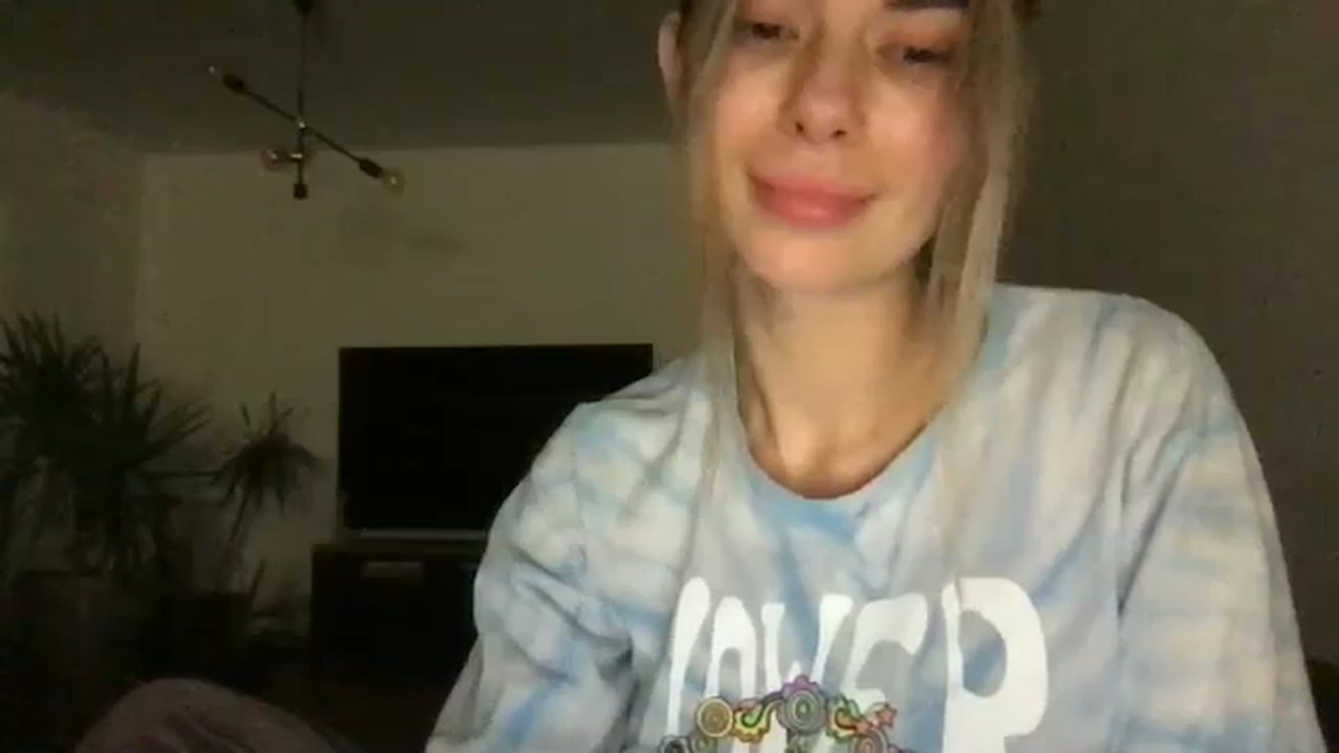 Gallery image thumbnail from neverinmylife's myfreecams stream on, 12/06/2024, 17:02 image 14 of 20