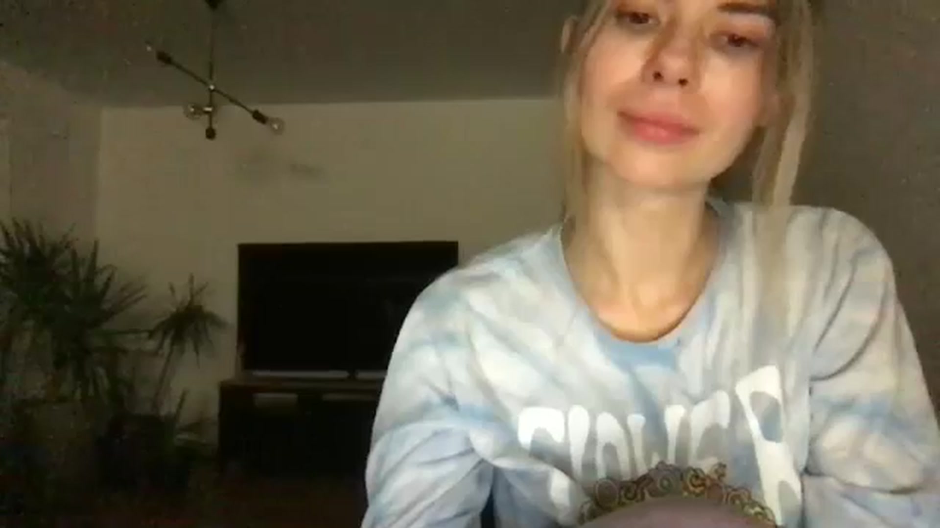 Gallery image thumbnail from neverinmylife's myfreecams stream on, 12/06/2024, 17:02 image 17 of 20
