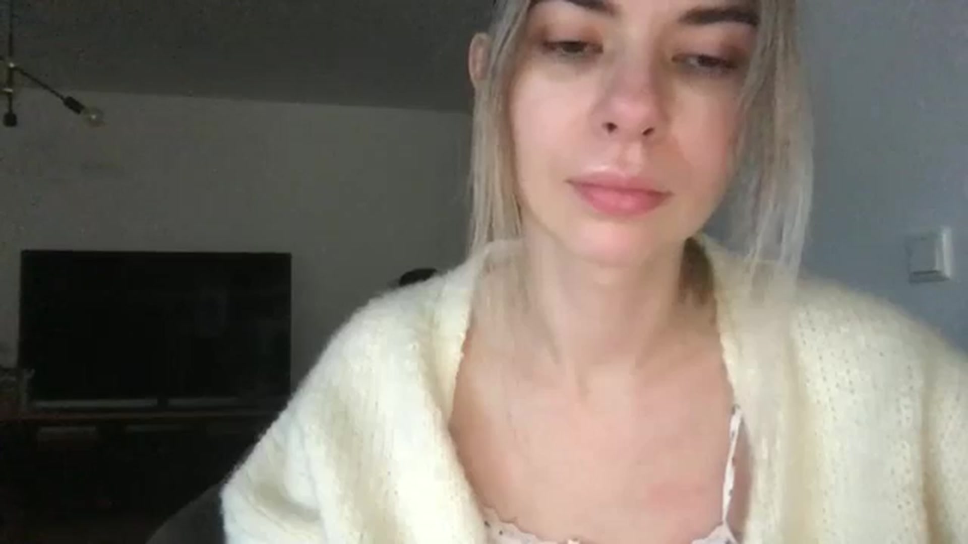 Gallery image thumbnail from neverinmylife's myfreecams stream on, 12/07/2024, 12:59 image 8 of 20