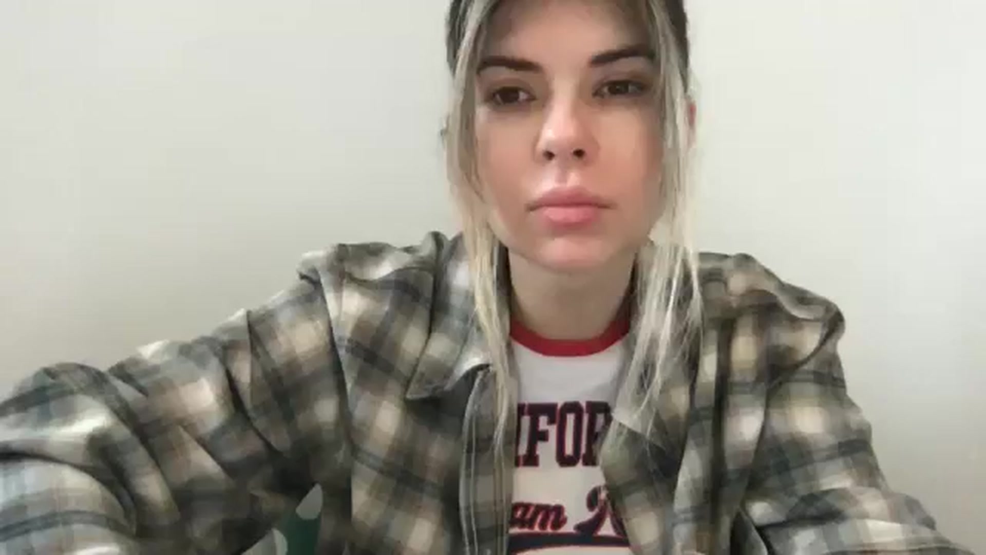 Gallery image thumbnail from neverinmylife's myfreecams stream on, 12/28/2024, 13:20 image 1 of 20