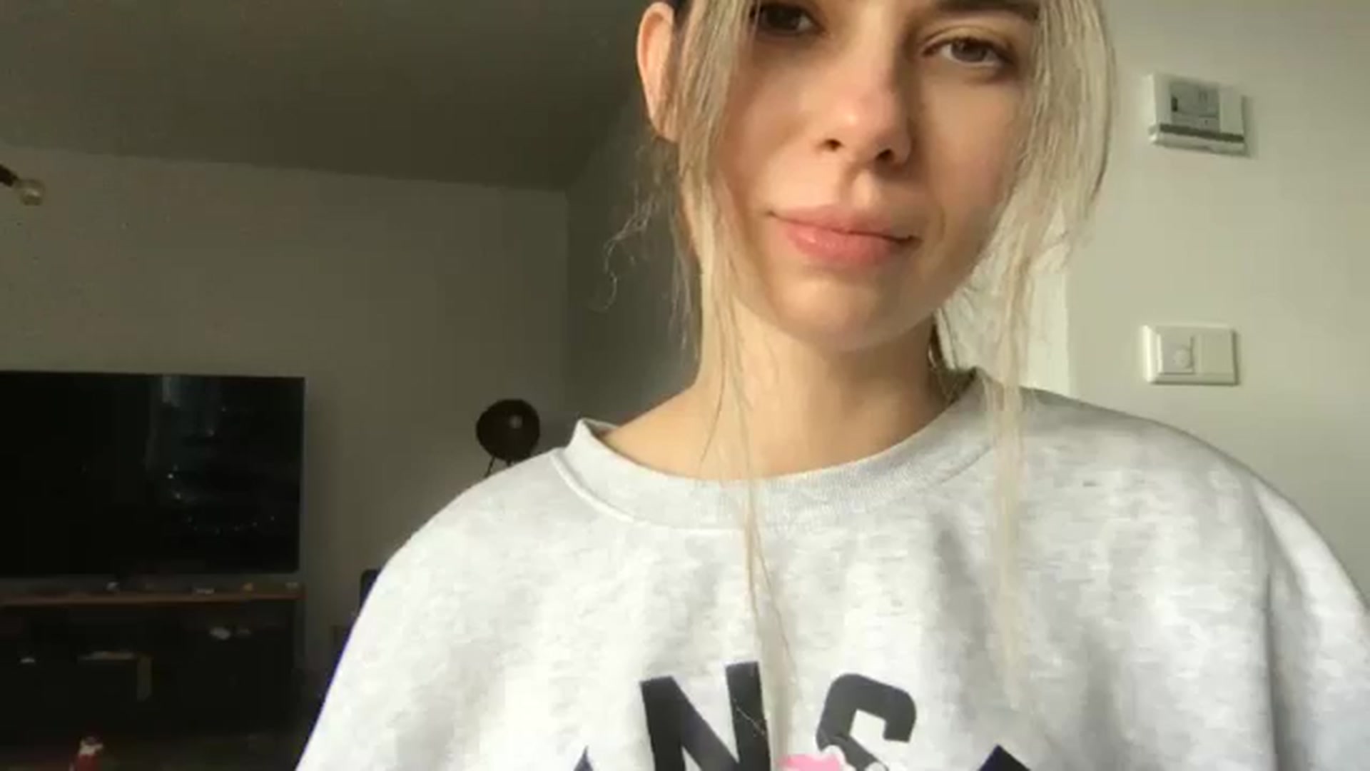 Gallery image thumbnail from neverinmylife's myfreecams stream on, 01/16/2025, 12:58 image 20 of 20