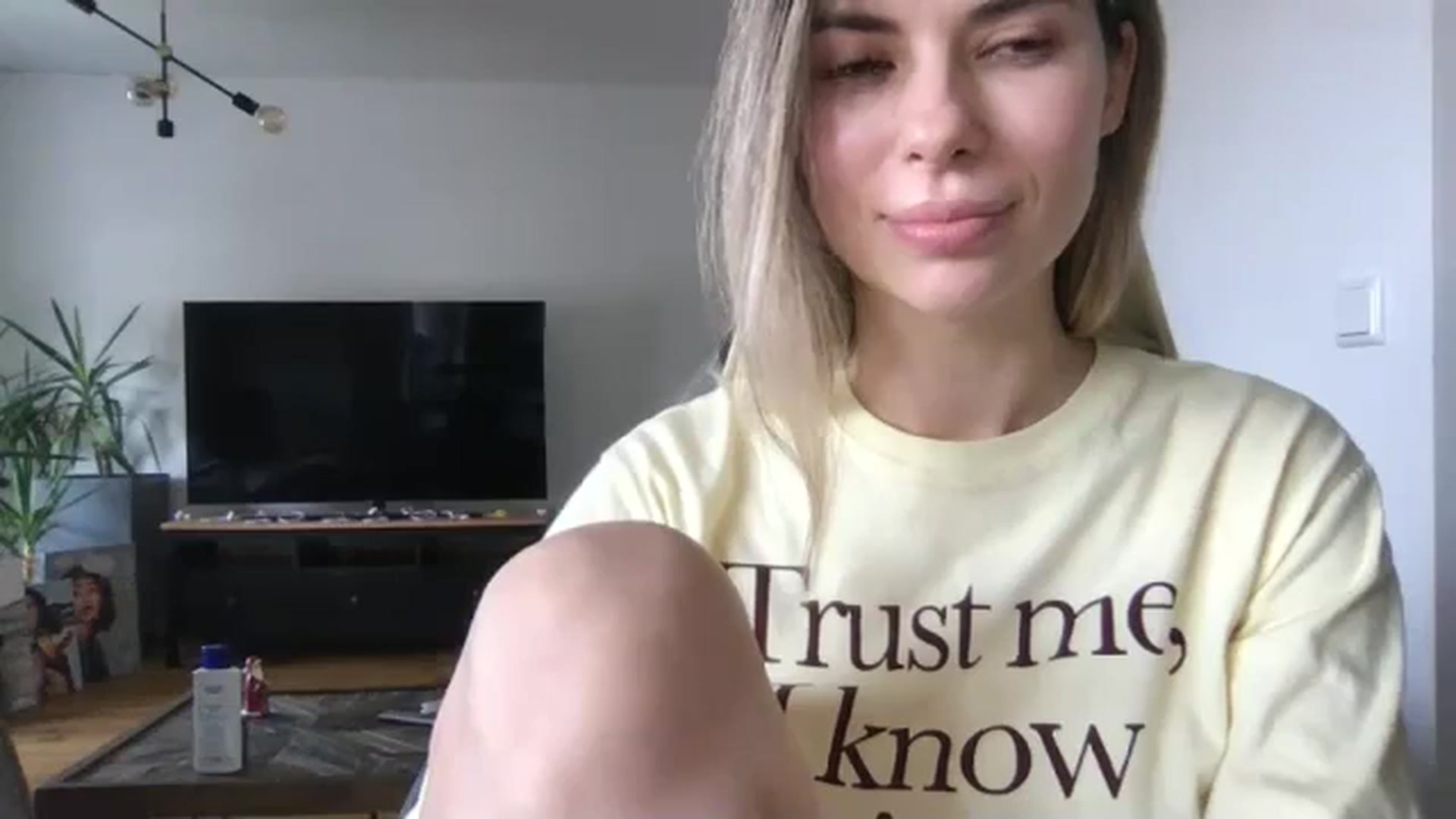 Gallery image thumbnail from neverinmylife's myfreecams stream on, 01/24/2025, 12:15 image 19 of 20