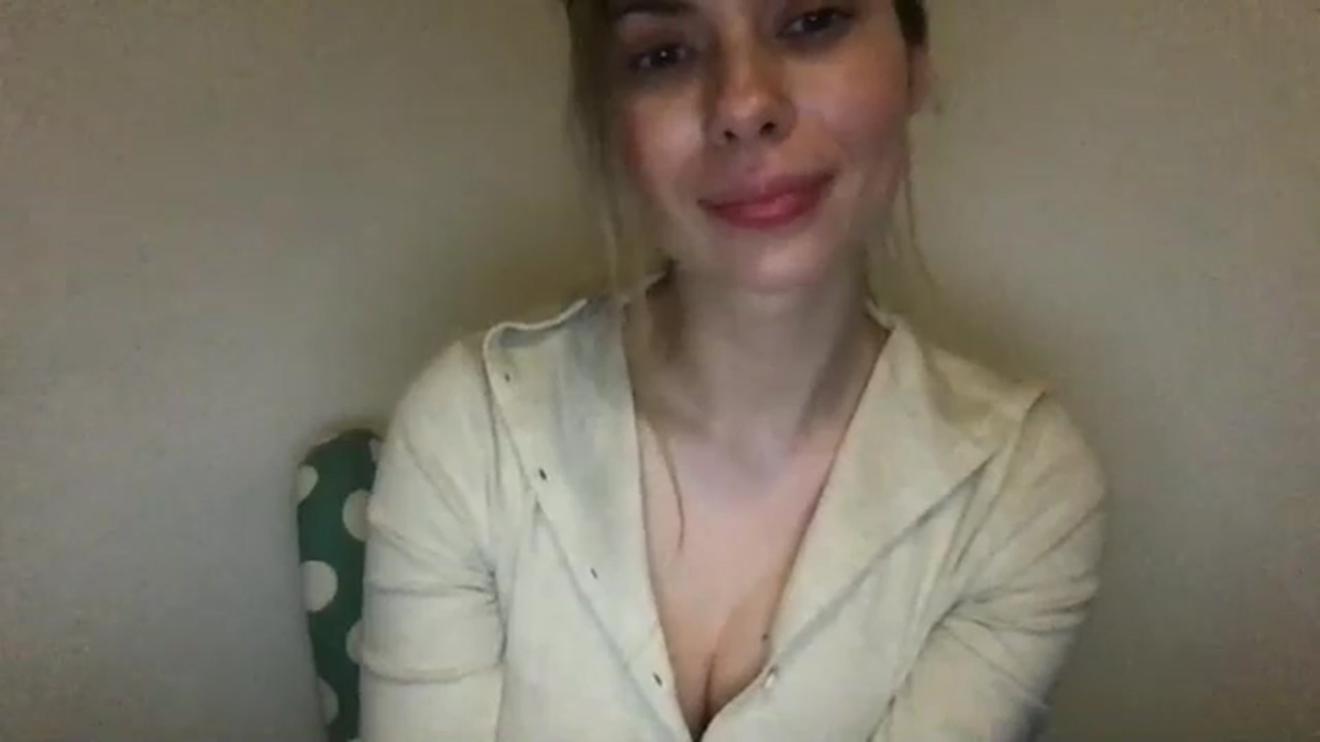 Gallery image thumbnail from neverinmylife's myfreecams stream on, 02/17/2025, 18:49 image 2 of 20