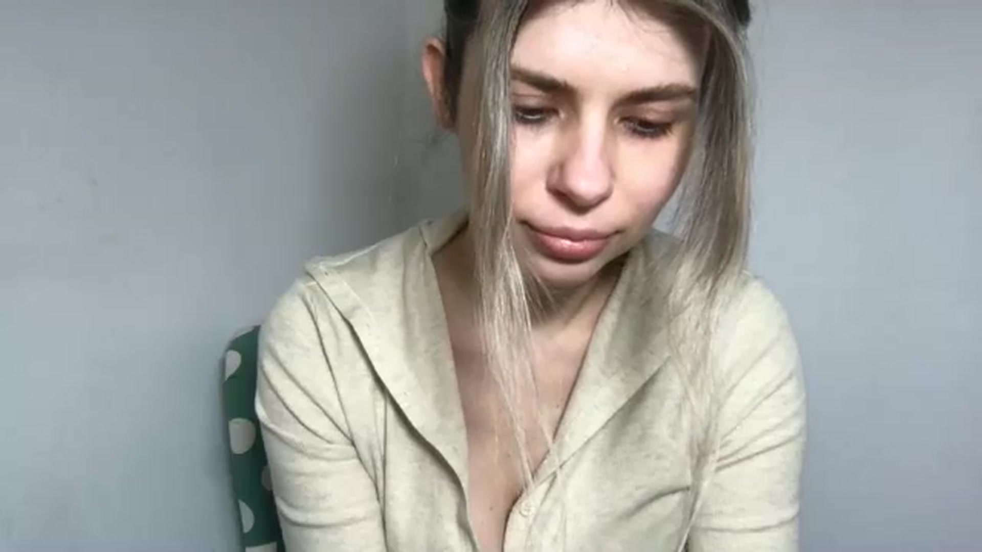 Gallery image thumbnail from neverinmylife's myfreecams stream on, 03/12/2025, 14:38 image 10 of 20