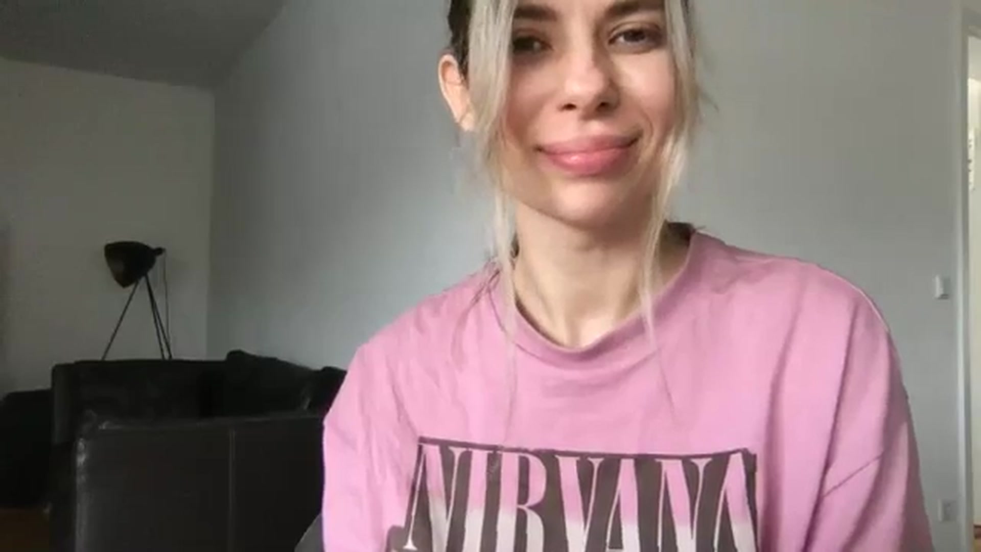 Gallery image thumbnail from neverinmylife's myfreecams stream on, 03/25/2025, 11:47 image 12 of 20