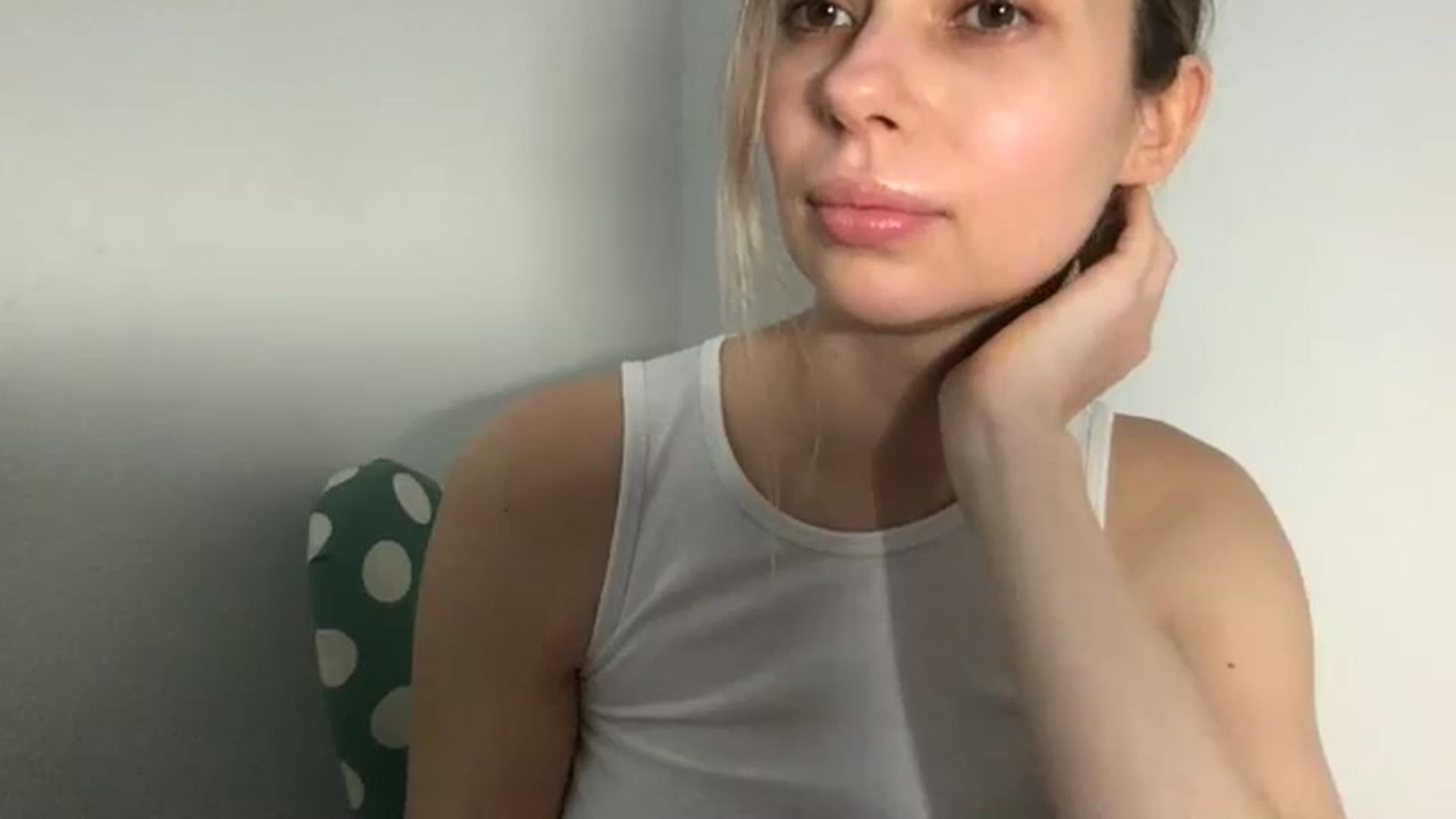 Gallery image thumbnail from neverinmylife's myfreecams stream on, 03/27/2025, 09:58 image 14 of 20