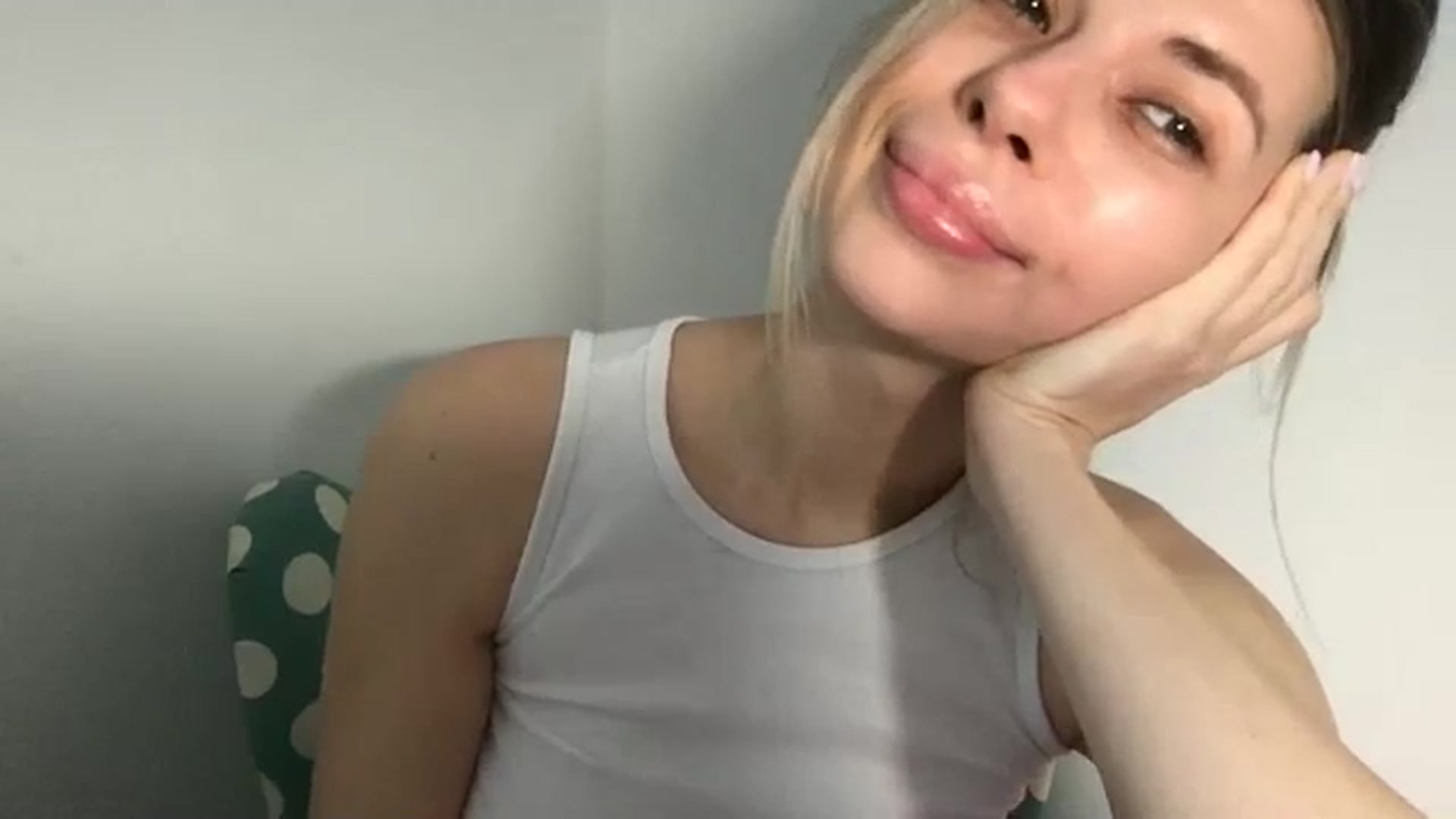 Gallery image thumbnail from neverinmylife's myfreecams stream on, 03/27/2025, 09:58 image 3 of 20