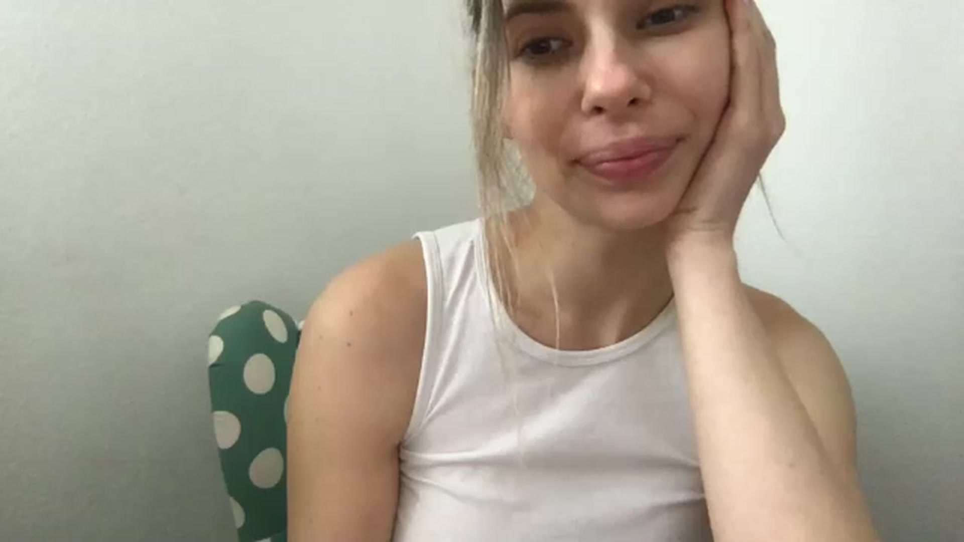 Gallery image thumbnail from neverinmylife's myfreecams stream on, 03/27/2025, 11:35 image 17 of 20
