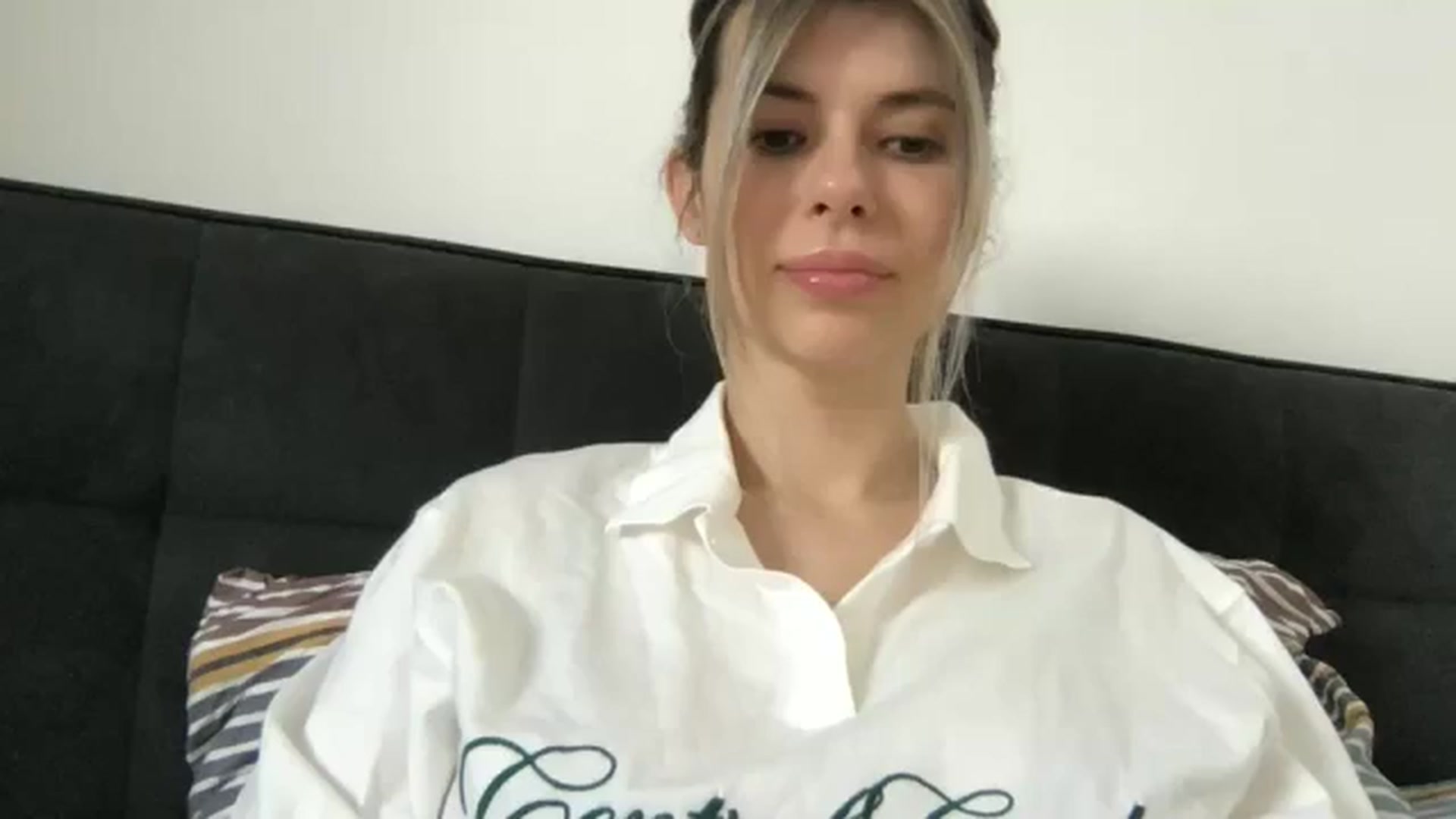Gallery image thumbnail from neverinmylife's myfreecams stream on, 04/05/2025, 11:03 image 2 of 20