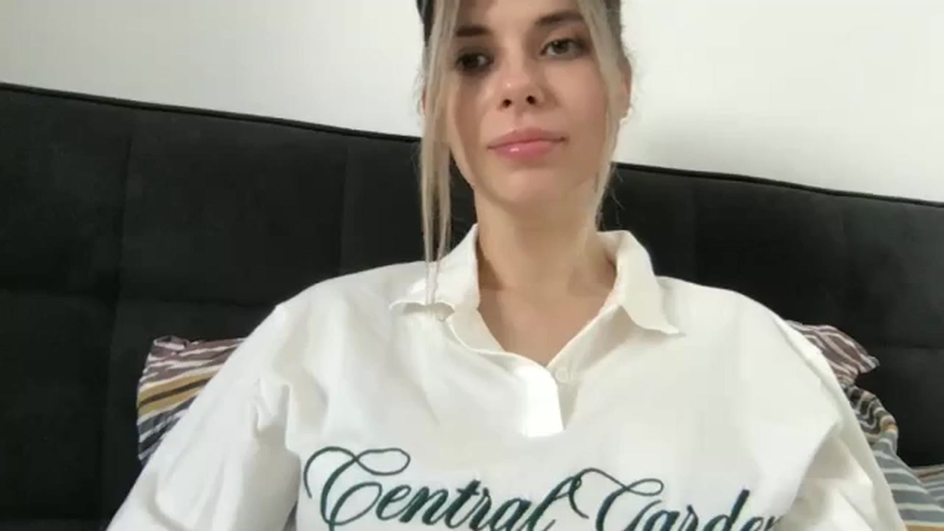 Gallery image thumbnail from neverinmylife's myfreecams stream on, 04/05/2025, 11:03 image 15 of 20