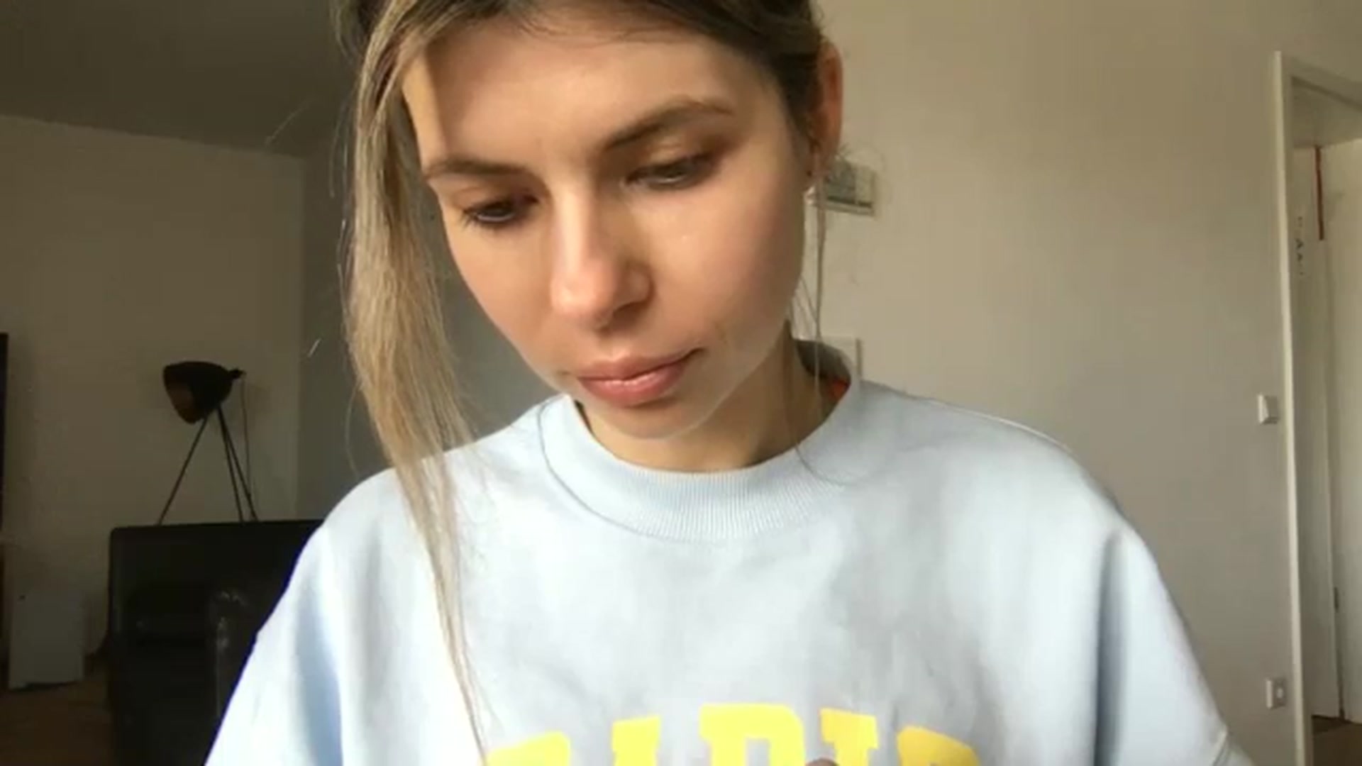 Gallery image thumbnail from neverinmylife's myfreecams stream on, 04/08/2025, 10:50 image 18 of 20