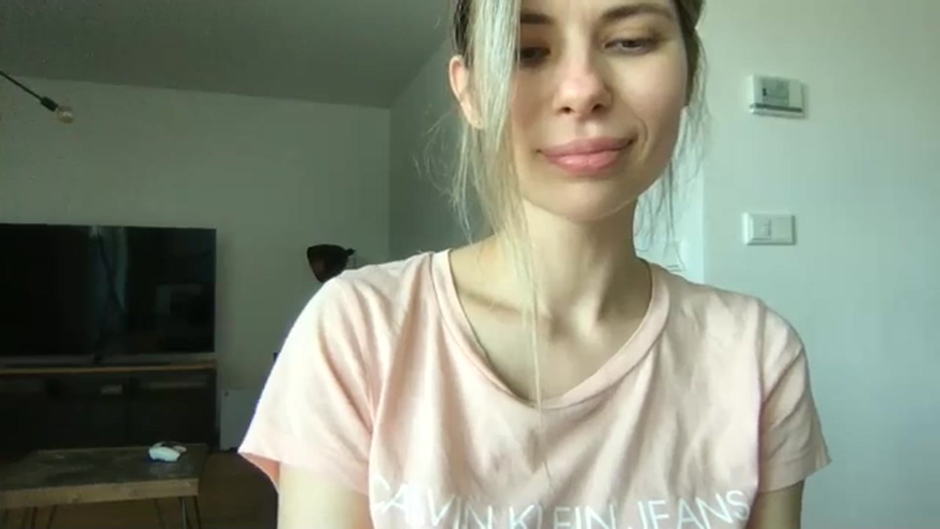 Gallery image thumbnail from neverinmylife's myfreecams stream on, 04/11/2025, 12:16 image 10 of 20