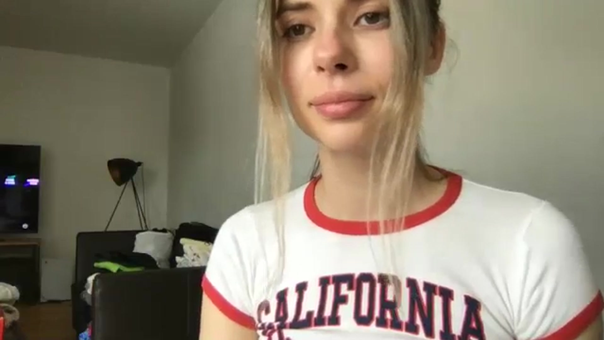 Gallery image thumbnail from neverinmylife's myfreecams stream on, 04/13/2025, 13:15 image 8 of 20