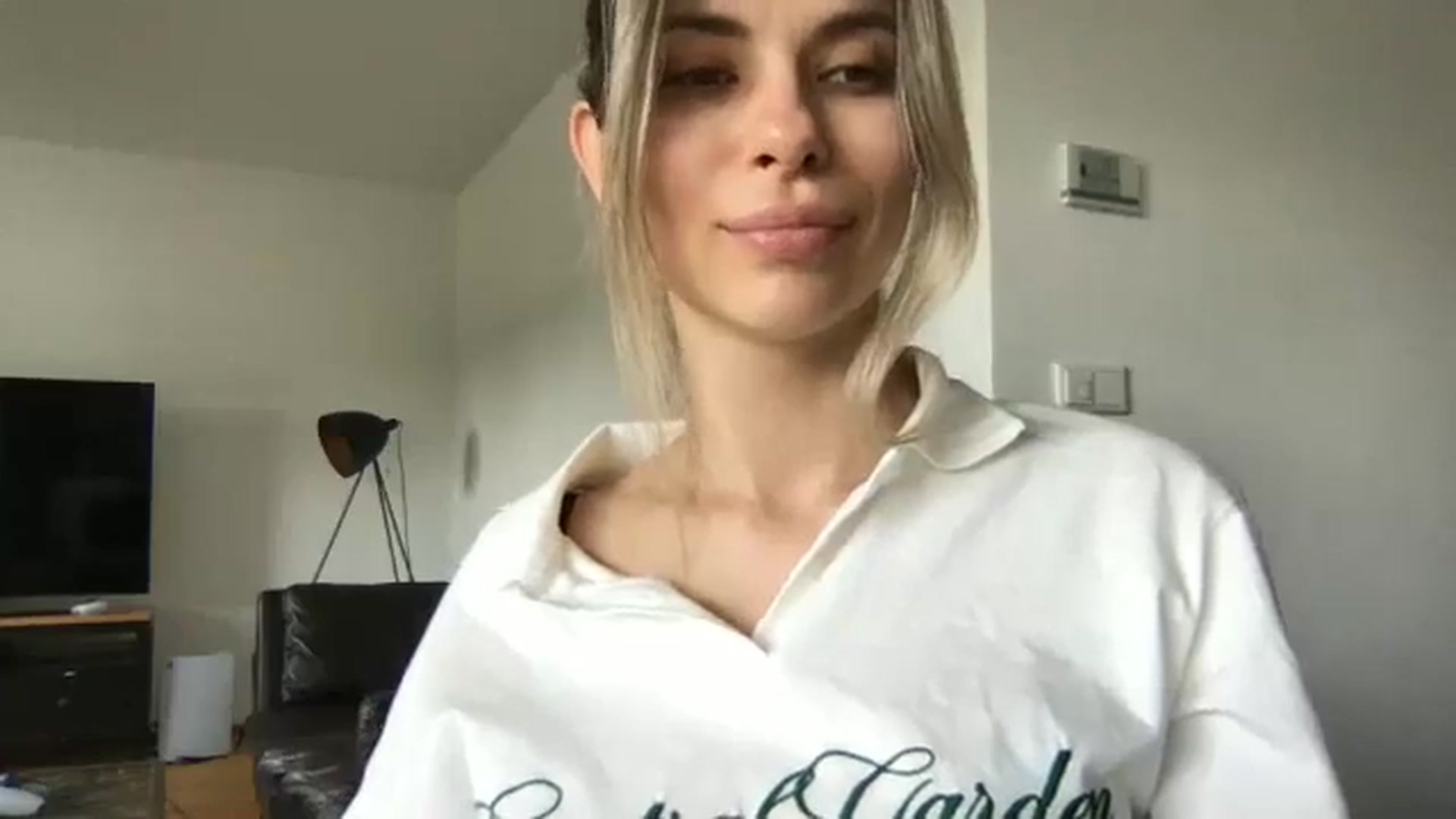 Gallery image thumbnail from neverinmylife's myfreecams stream on, 04/23/2025, 11:47 image 9 of 20