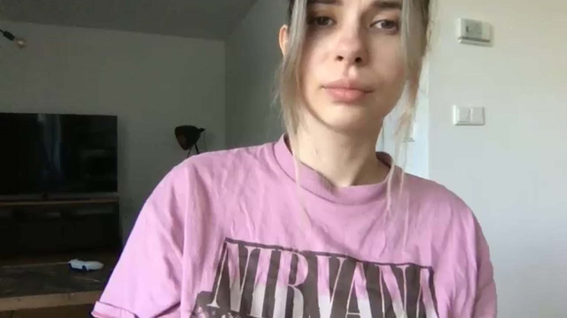 Gallery image thumbnail from neverinmylife's myfreecams stream on, 04/28/2025, 08:00 image 18 of 20