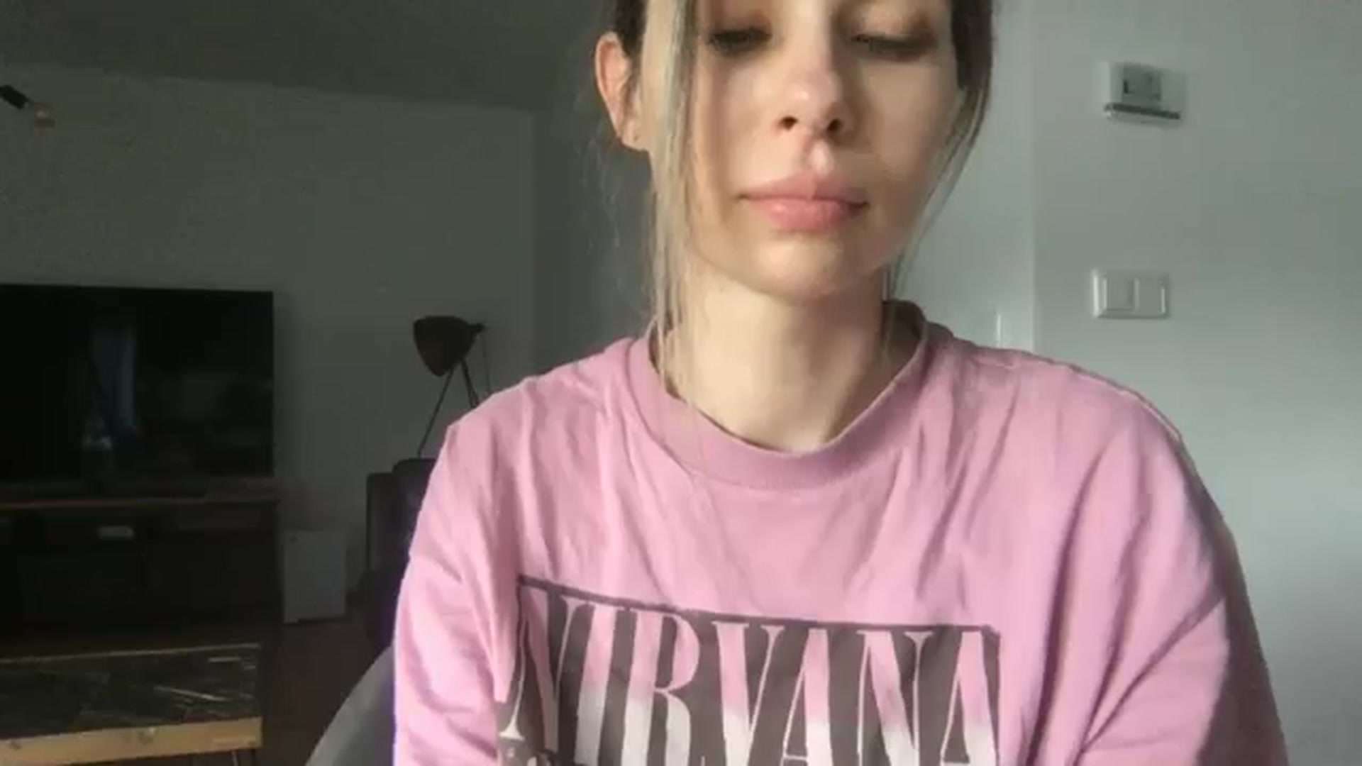 Gallery image thumbnail from neverinmylife's myfreecams stream on, 04/29/2025, 12:33 image 15 of 20