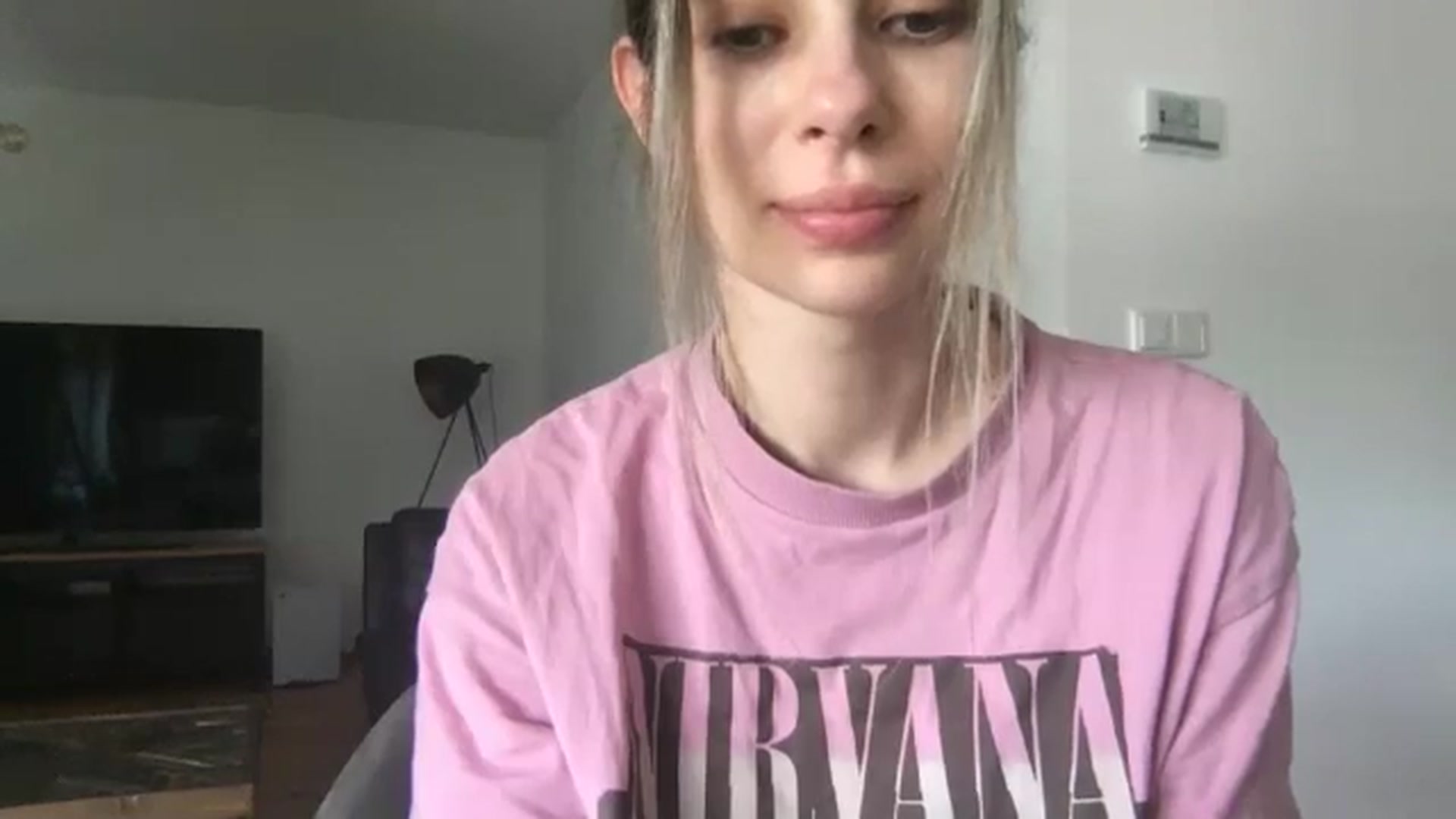 Gallery image thumbnail from neverinmylife's myfreecams stream on, 04/29/2025, 12:33 image 10 of 20