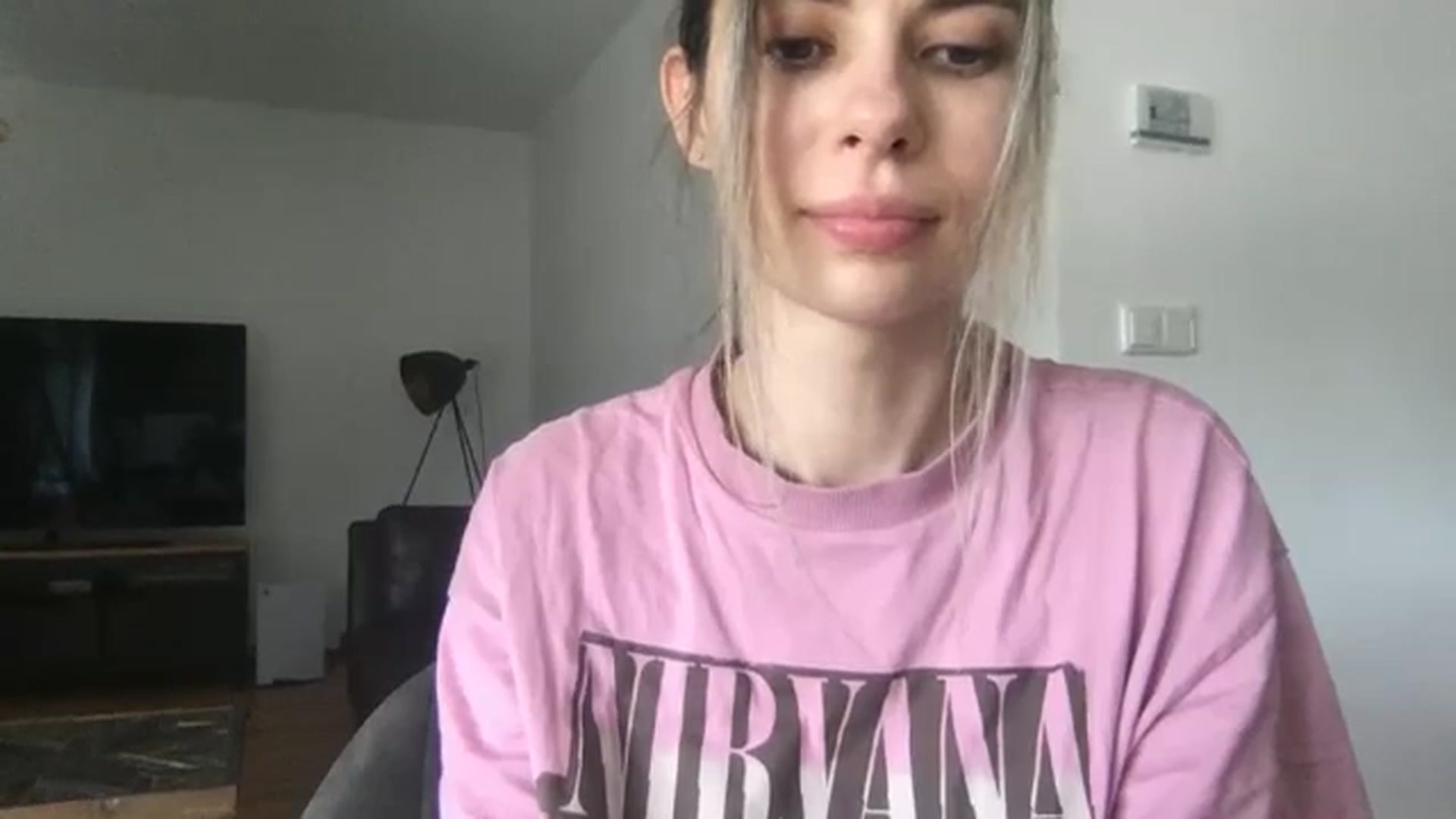 Gallery image thumbnail from neverinmylife's myfreecams stream on, 04/29/2025, 12:33 image 13 of 20