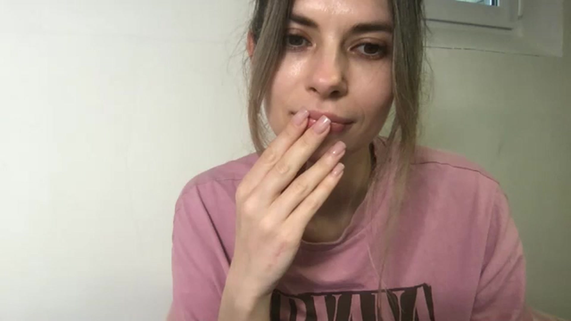 Gallery image thumbnail from neverinmylife's myfreecams stream on, 05/01/2025, 12:20 image 19 of 20