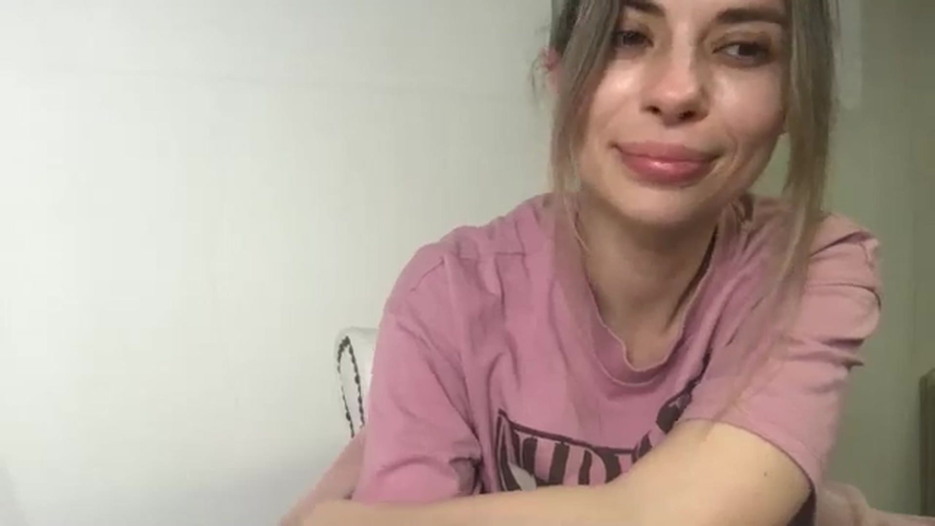 Gallery image thumbnail from neverinmylife's myfreecams stream on, 05/01/2025, 12:20 image 2 of 20