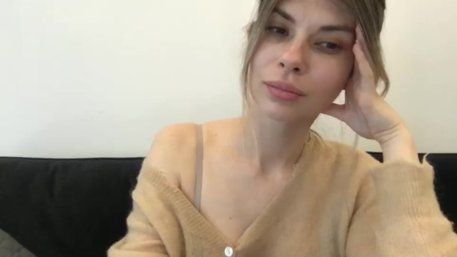 Gallery image thumbnail from neverinmylife's myfreecams stream on, 05/07/2025, 15:30 image 2 of 20