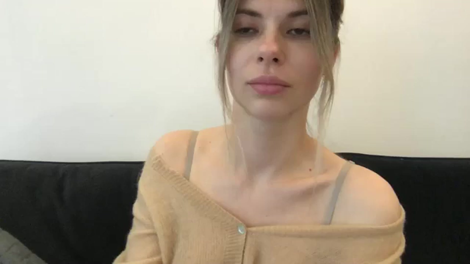 Gallery image thumbnail from neverinmylife's myfreecams stream on, 05/07/2025, 15:30 image 3 of 20