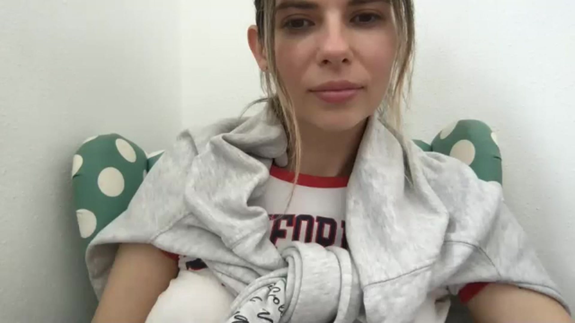 Gallery image thumbnail from neverinmylife's myfreecams stream on, 05/26/2025, 12:07 image 6 of 20