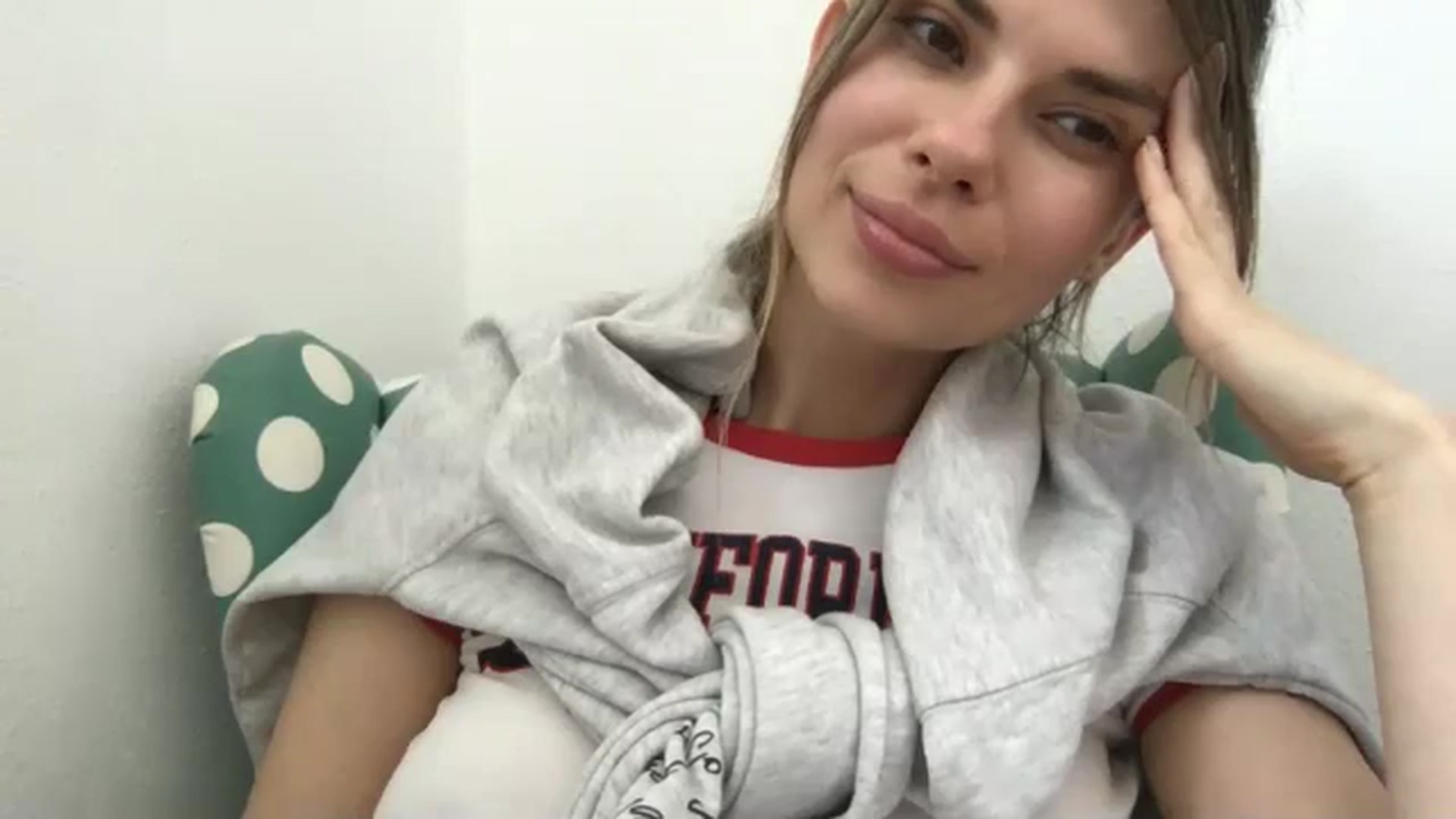 Gallery image thumbnail from neverinmylife's myfreecams stream on, 05/26/2025, 12:07 image 11 of 20