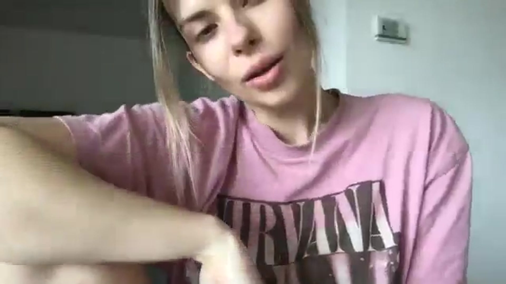 Gallery image thumbnail from neverinmylife's myfreecams stream on, 06/04/2025, 11:03 image 8 of 20