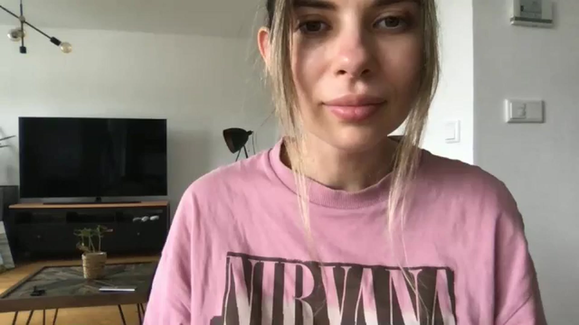 Gallery image thumbnail from neverinmylife's myfreecams stream on, 06/07/2025, 14:12 image 4 of 20