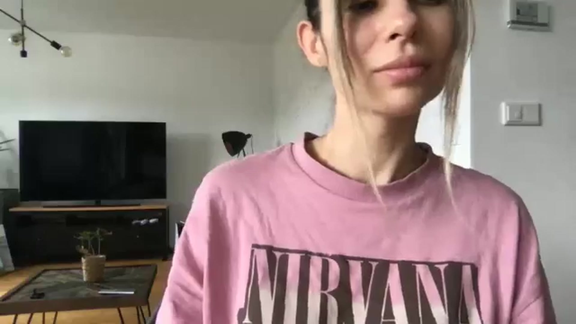 Gallery image thumbnail from neverinmylife's myfreecams stream on, 06/07/2025, 14:12 image 15 of 20