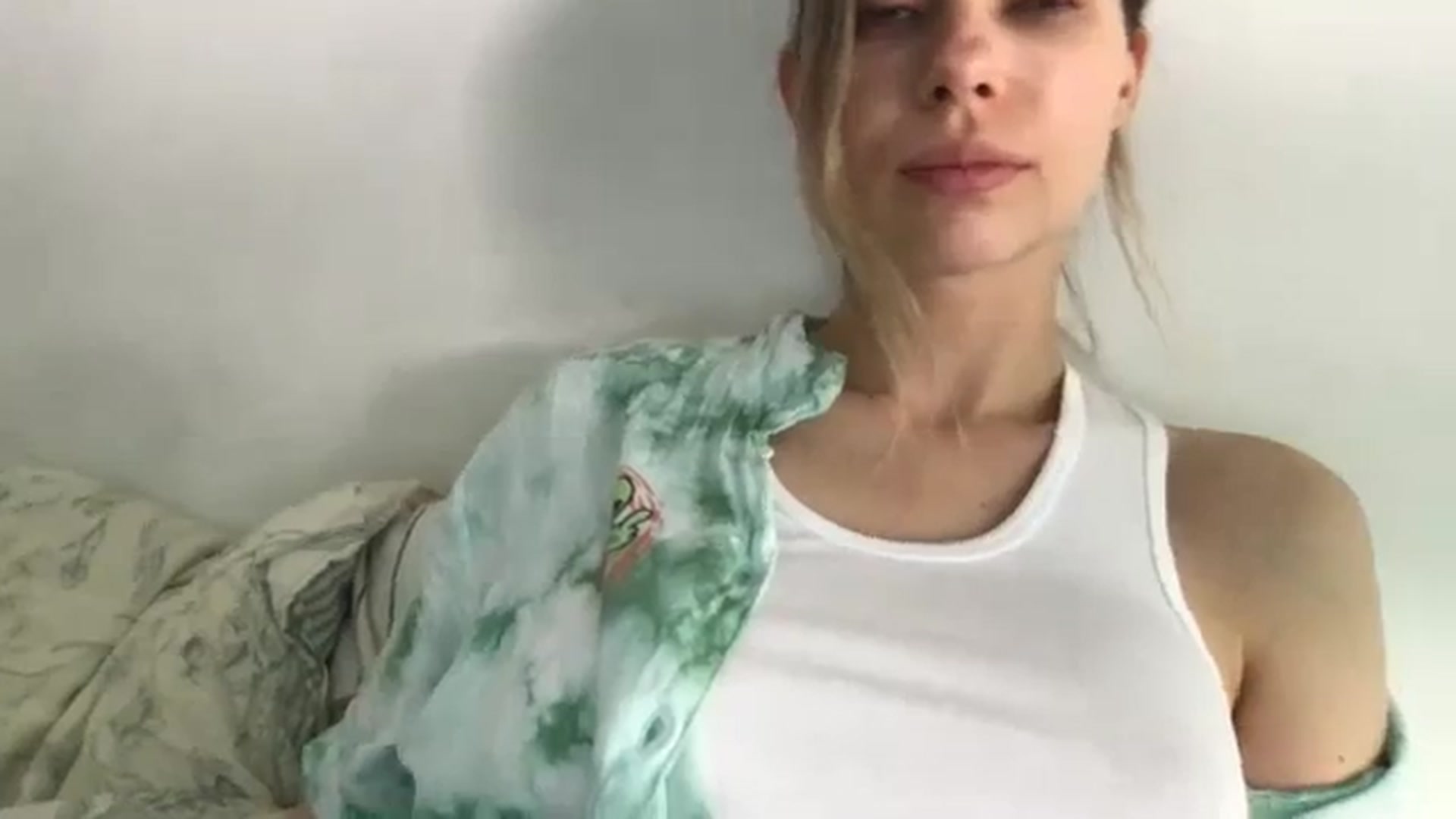 Gallery image thumbnail from neverinmylife's myfreecams stream on, 06/11/2025, 10:28 image 12 of 20