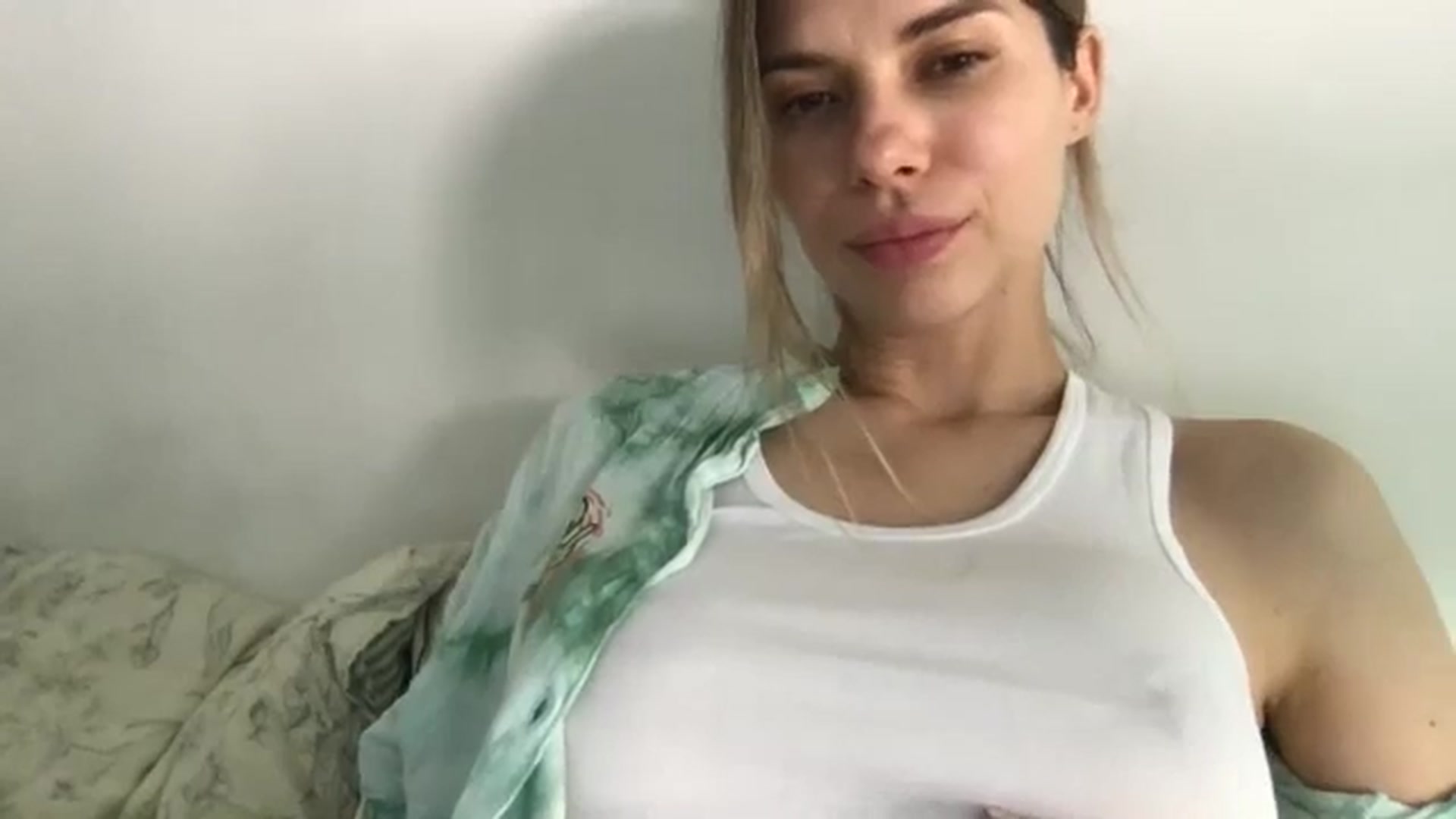 Gallery image thumbnail from neverinmylife's myfreecams stream on, 06/11/2025, 10:28 image 9 of 20