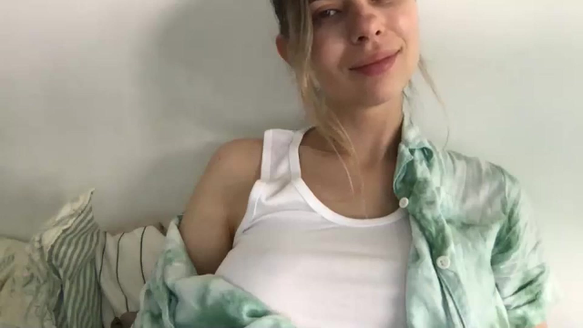 Gallery image thumbnail from neverinmylife's myfreecams stream on, 06/11/2025, 11:04 image 11 of 20