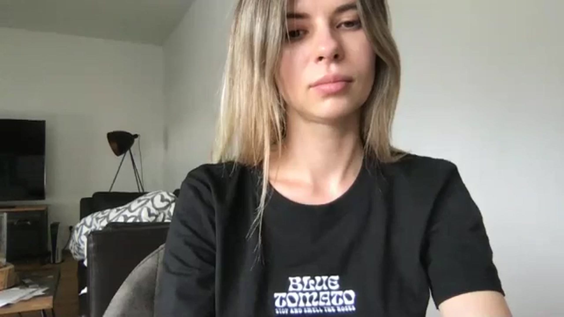 Gallery image thumbnail from neverinmylife's myfreecams stream on, 06/26/2025, 10:10 image 10 of 20