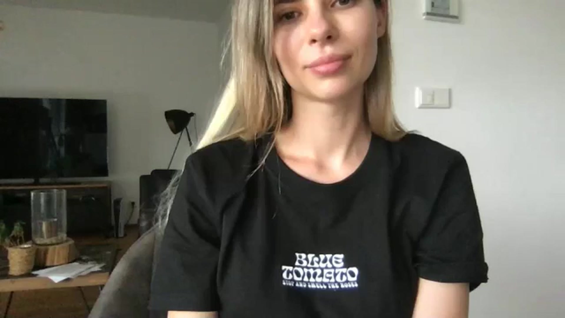 Gallery image thumbnail from neverinmylife's myfreecams stream on, 06/26/2025, 12:03 image 16 of 20