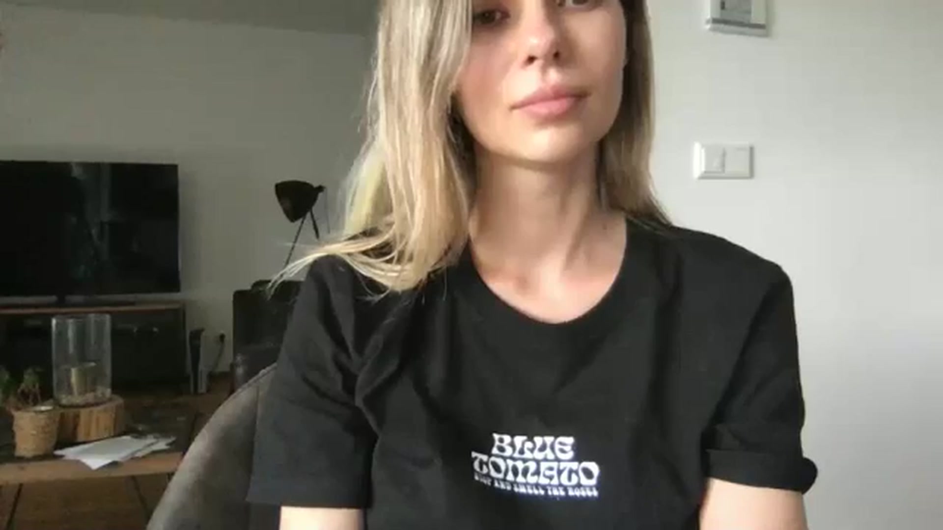 Gallery image thumbnail from neverinmylife's myfreecams stream on, 06/26/2025, 12:03 image 18 of 20