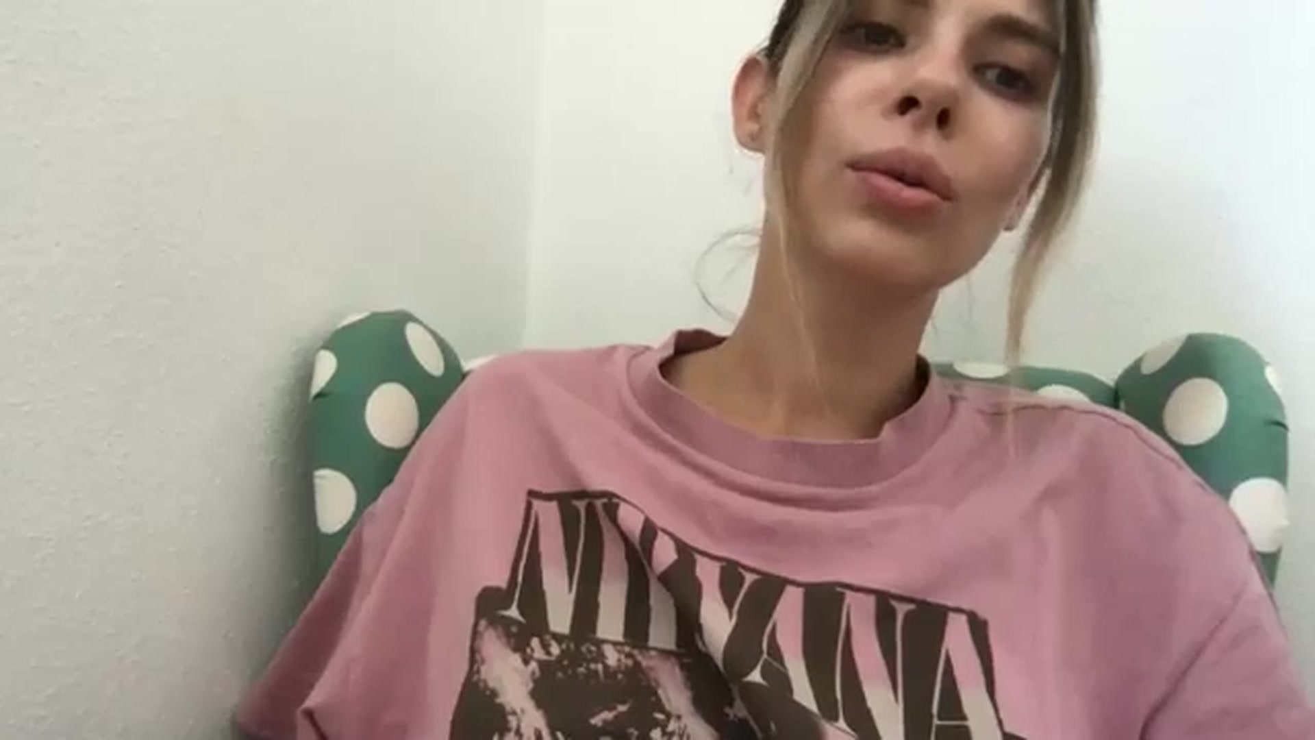 Gallery image thumbnail from neverinmylife's myfreecams stream on, 07/04/2025, 13:42 image 12 of 20