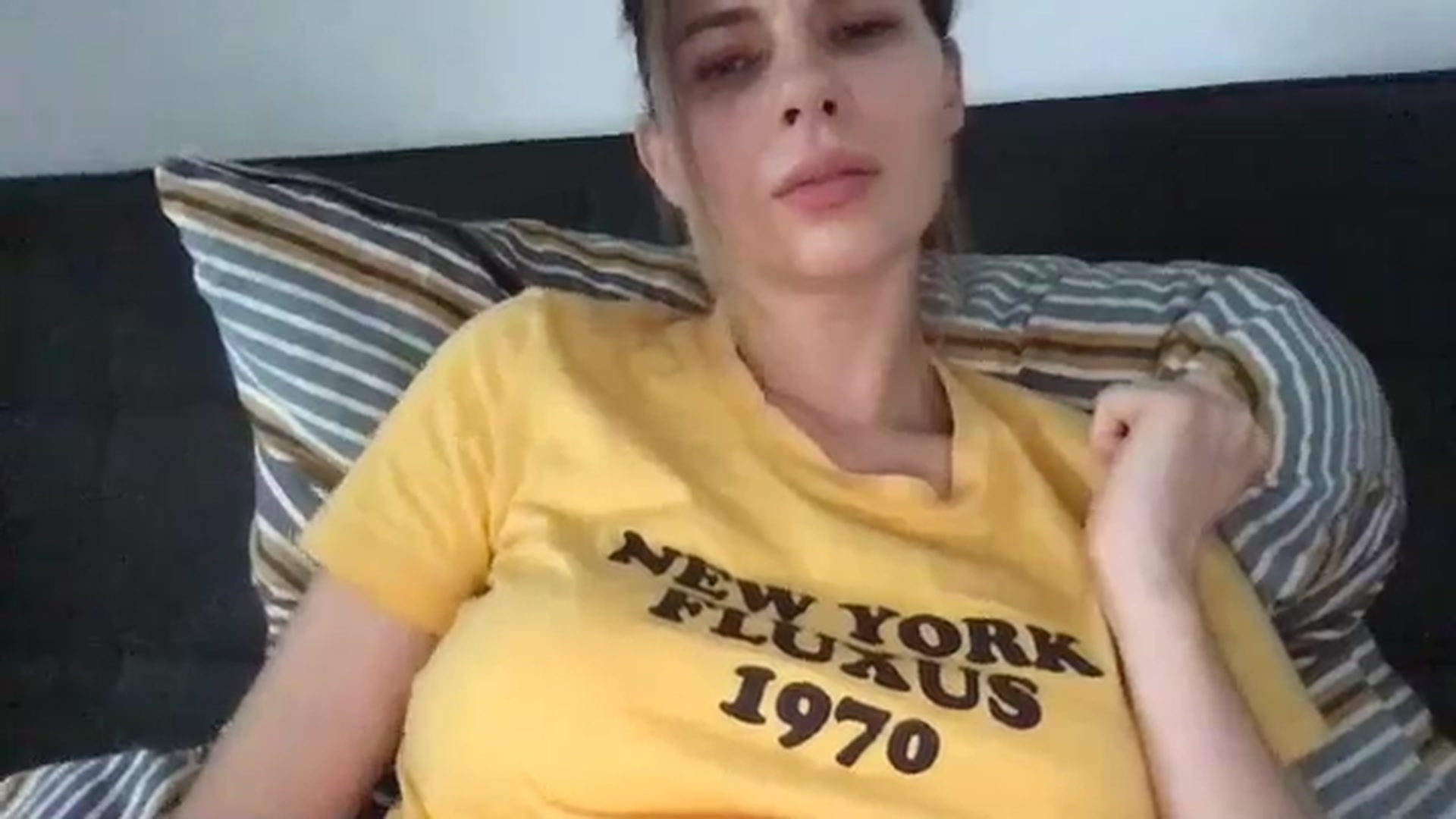Gallery image thumbnail from neverinmylife's myfreecams stream on, 08/14/2025, 17:18 image 18 of 20