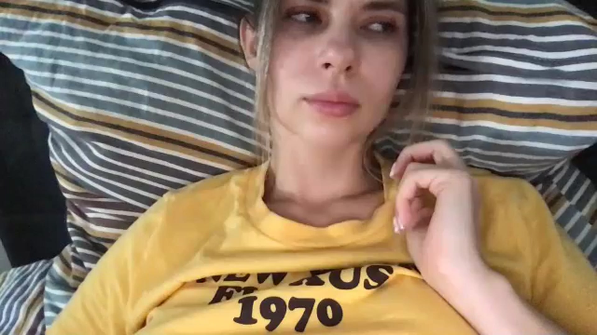 Gallery image thumbnail from neverinmylife's myfreecams stream on, 08/14/2025, 17:18 image 13 of 20