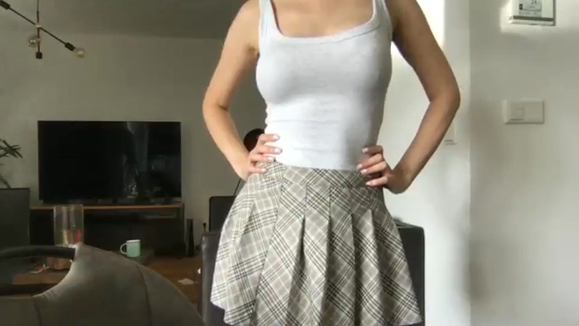 Gallery image thumbnail from neverinmylife's myfreecams stream on, 08/22/2025, 14:01 image 3 of 20