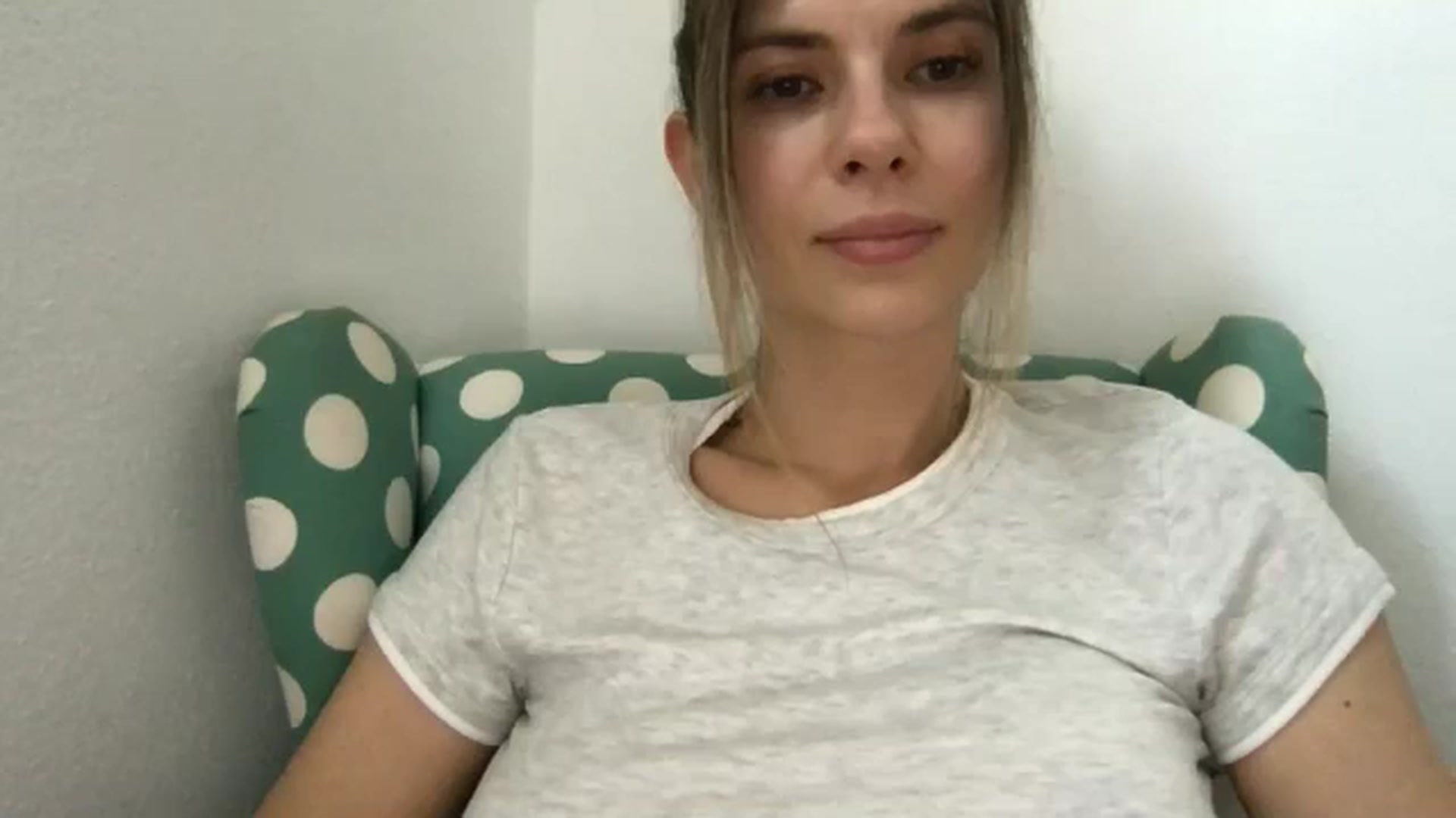 Gallery image thumbnail from neverinmylife's myfreecams stream on, 08/24/2025, 17:26 image 11 of 20