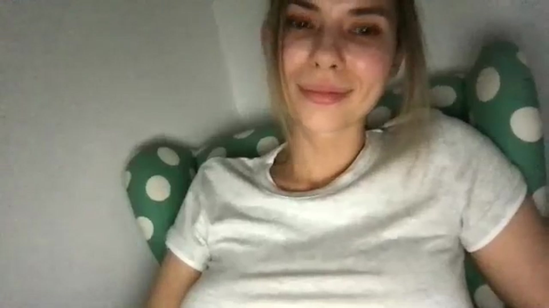 Gallery image thumbnail from neverinmylife's myfreecams stream on, 08/24/2025, 18:51 image 3 of 20