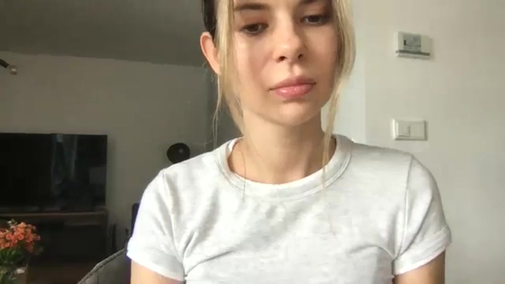 Gallery image thumbnail from neverinmylife's myfreecams stream on, 09/23/2025, 13:06 image 11 of 20