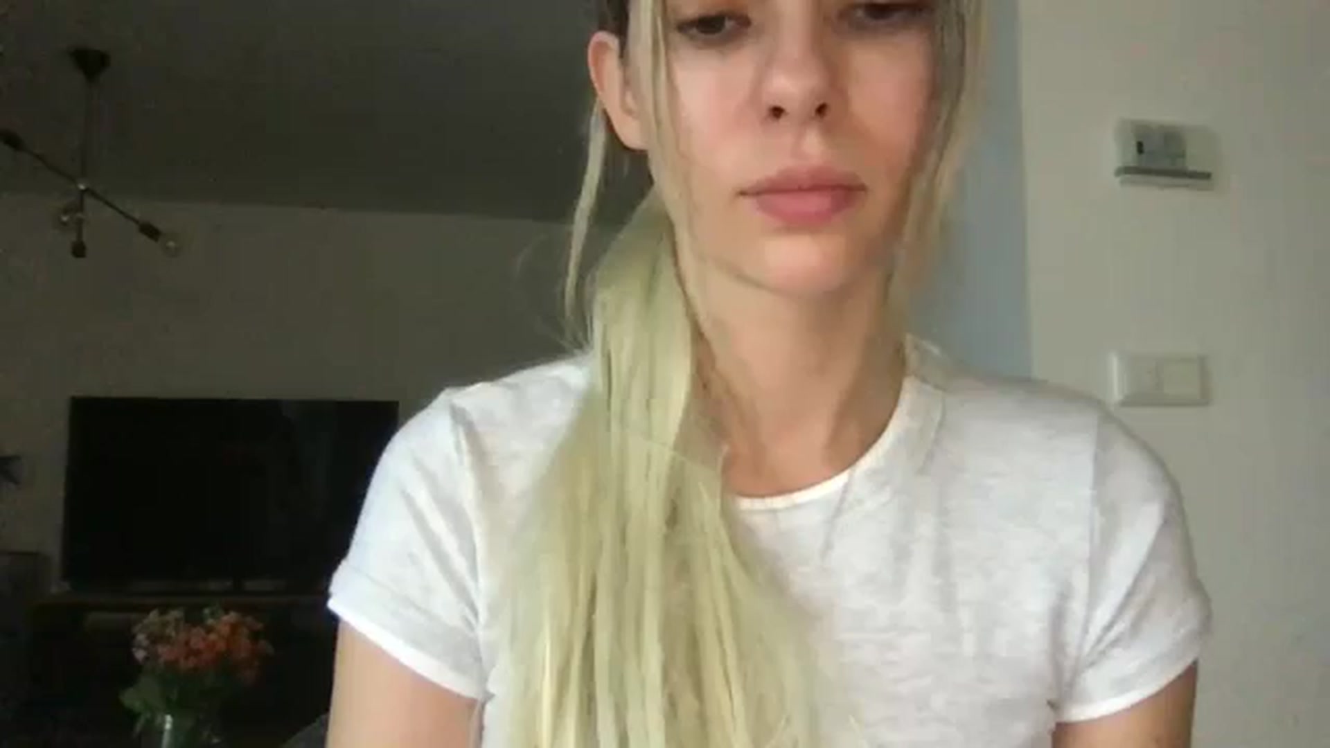 Gallery image thumbnail from neverinmylife's myfreecams stream on, 09/24/2025, 11:47 image 5 of 20