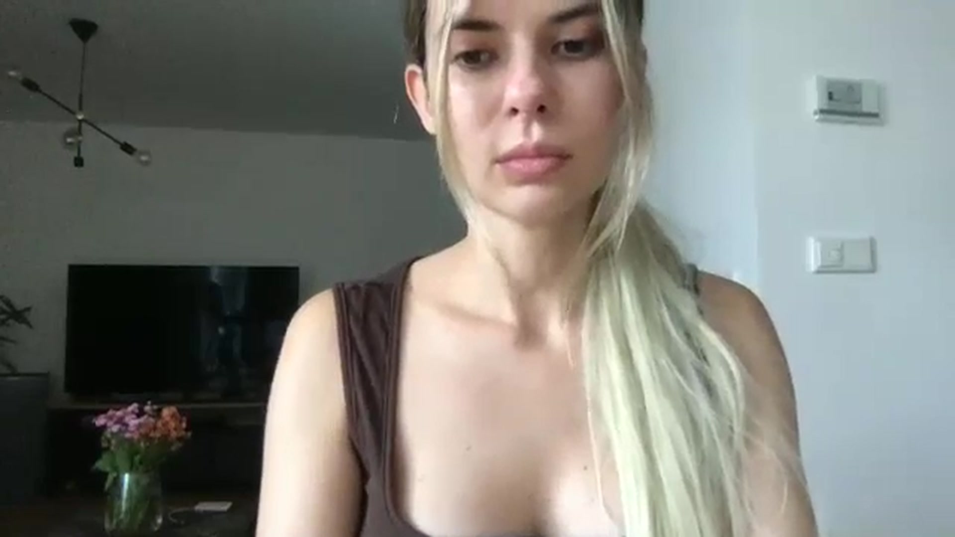 Gallery image thumbnail from neverinmylife's myfreecams stream on, 10/13/2025, 13:36 image 2 of 20