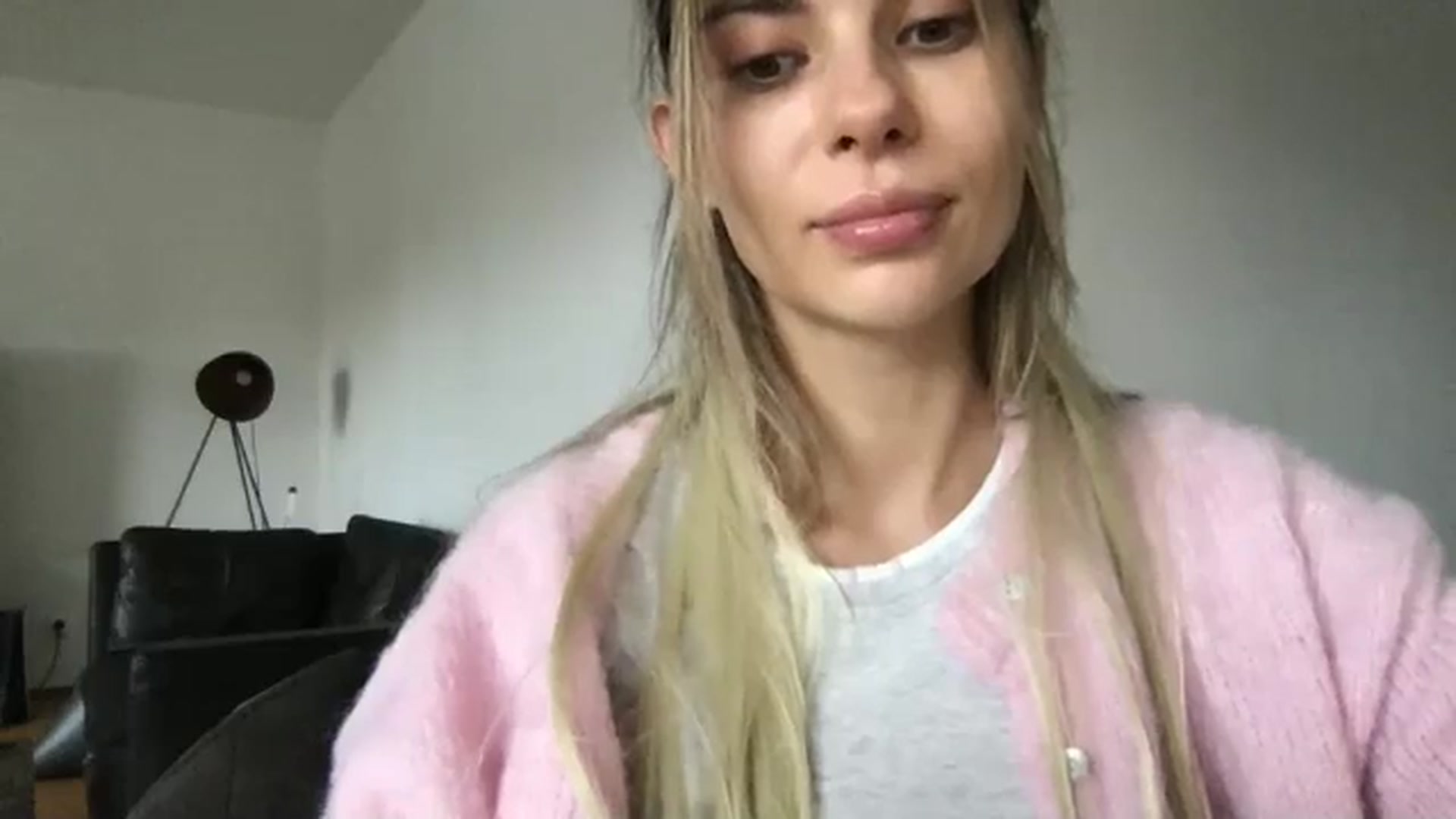 Gallery image thumbnail from neverinmylife's myfreecams stream on, 10/27/2025, 12:47 image 18 of 20