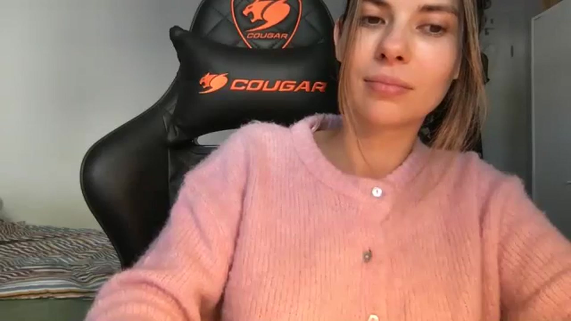 Gallery image thumbnail from neverinmylife's myfreecams stream on, 01/02/2026, 13:16 image 13 of 20